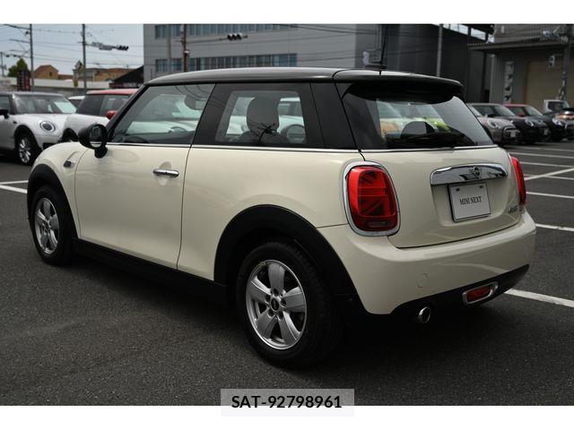 Bmw MINI 2018-06 7328379-6