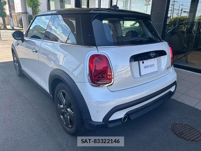 Bmw MINI 2023-05 7328369-9