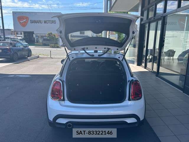 Bmw MINI 2023-05 7328369-10