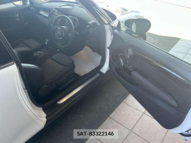 Bmw MINI 2023-05 7328369-12
