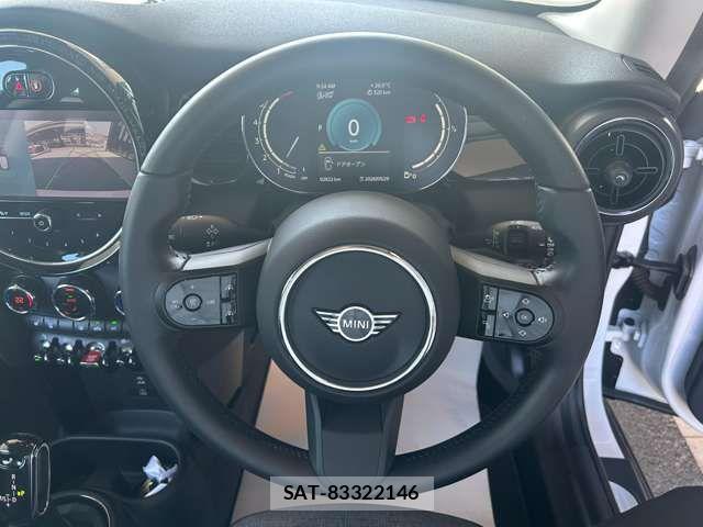 Bmw MINI 2023-05 7328369-19
