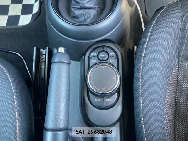 Bmw MINI 2018-09 7328380-22