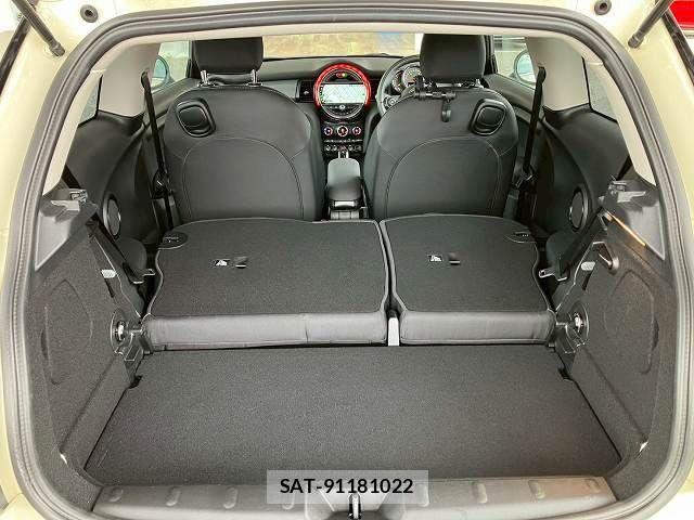Bmw MINI 2019-08 7358748-18