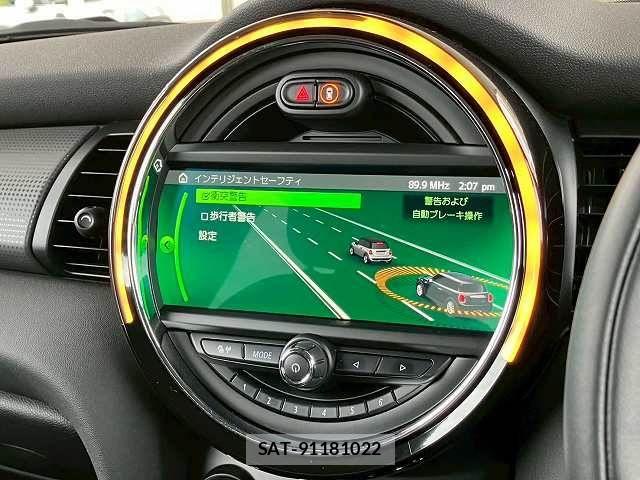 Bmw MINI 2019-08 7358748-5