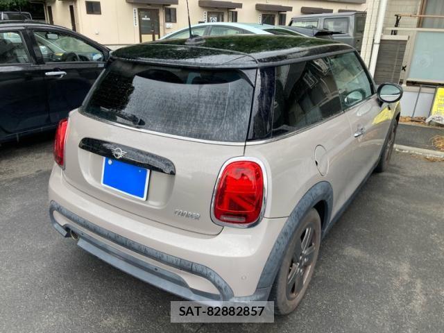 Bmw MINI 2021-08 7358747-4