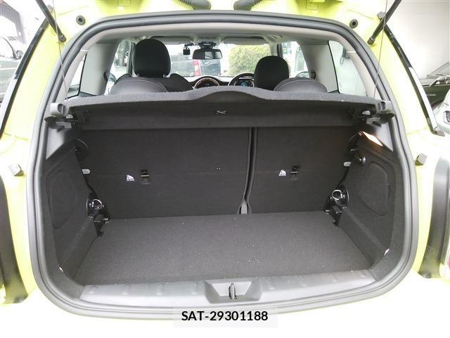 Bmw MINI 2023-12 7392870-17