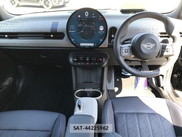 Bmw MINI 2024-11 7392871-1