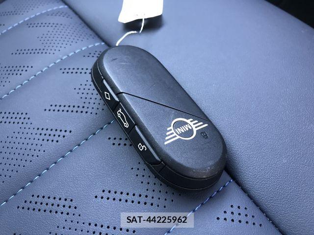 Bmw MINI 2024-11 7392871-23