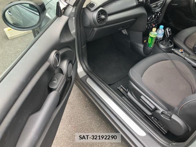 Bmw MINI 2020-08 7392878-10