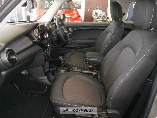 Bmw MINI 2018-10 7455798-14