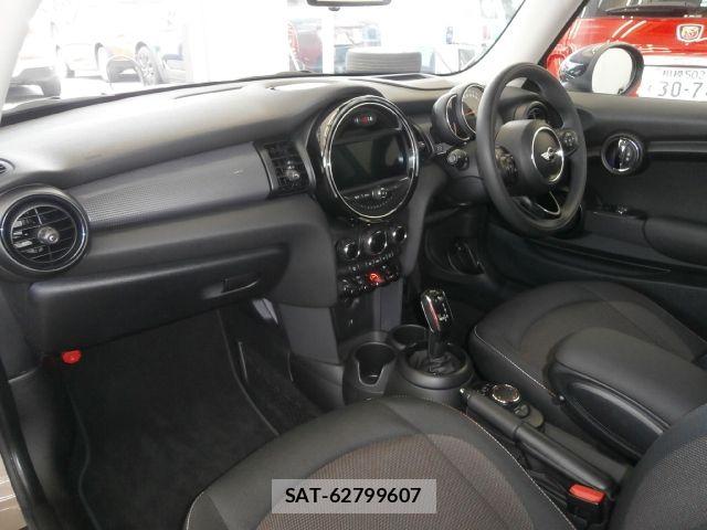 Bmw MINI 2018-10 7455798-16