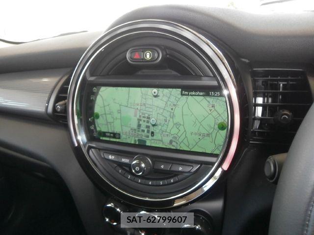 Bmw MINI 2018-10 7455798-23