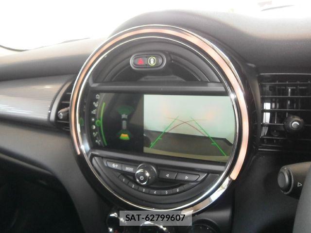 Bmw MINI 2018-10 7455798-24