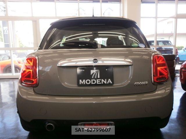 Bmw MINI 2018-10 7455798-28
