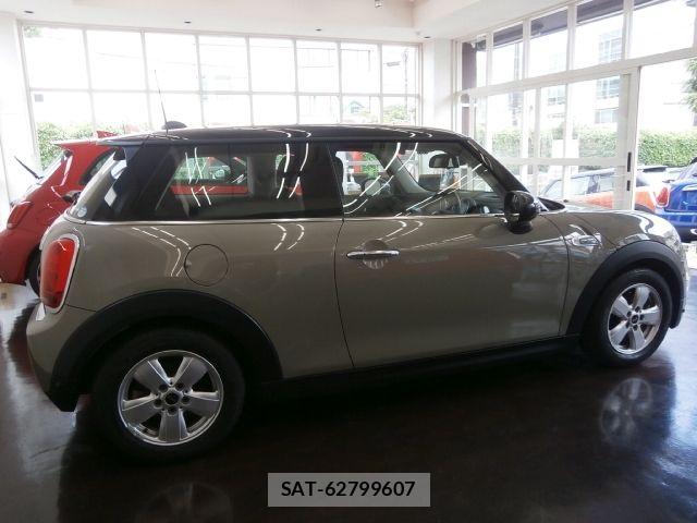 Bmw MINI 2018-10 7455798-4