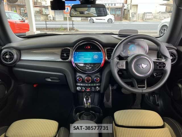 Bmw MINI 2023-05 7618085-1
