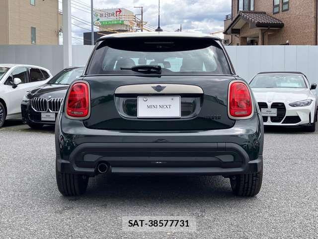 Bmw MINI 2023-05 7618085-4