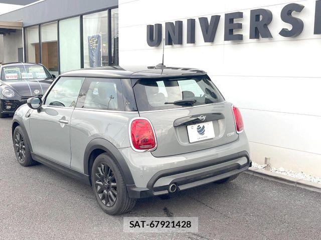 Bmw MINI 2022-06 7618086-17
