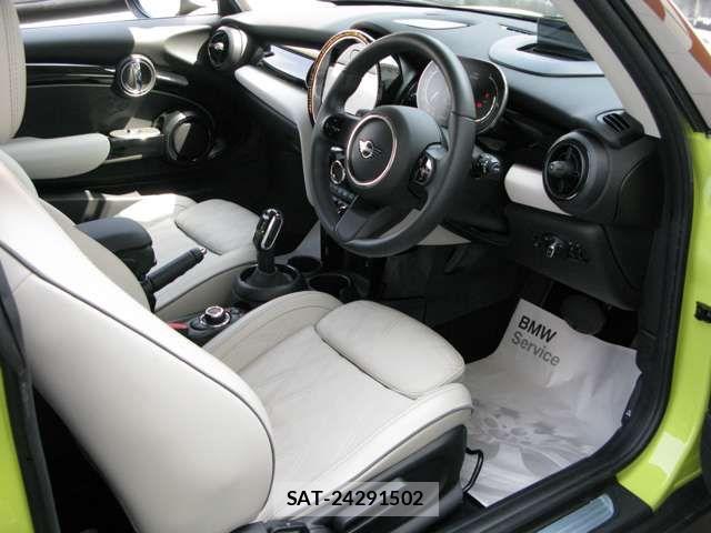 Bmw MINI 2023-03 7725675-9