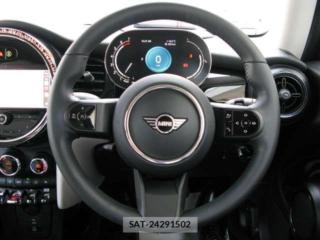Bmw MINI 2023-03 7725675-13