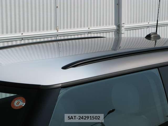 Bmw MINI 2023-03 7725675-8