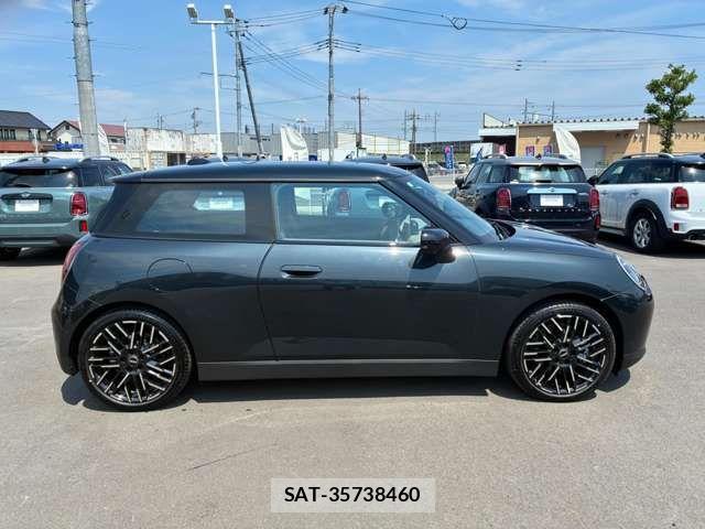 Bmw MINI 2024-08 7725663-3