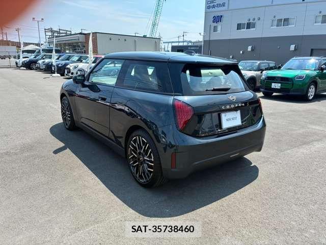 Bmw MINI 2024-08 7725663-6