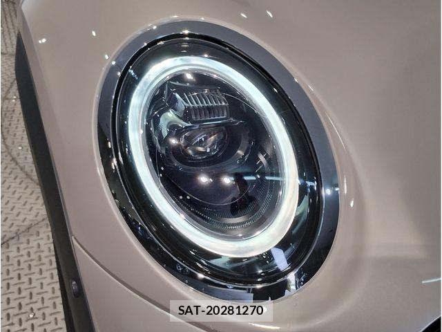 Bmw MINI 2023-10 7725674-28