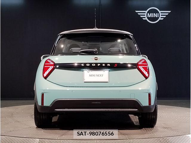 Bmw MINI 2024-10 7725664-4