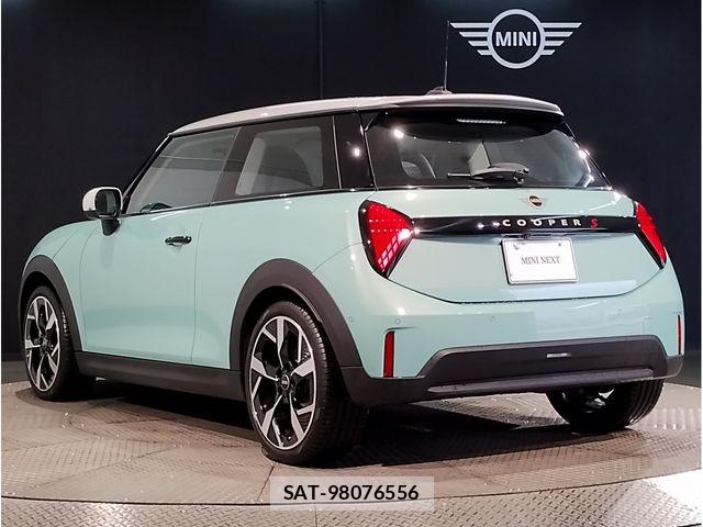 Bmw MINI 2024-10 7725664-6