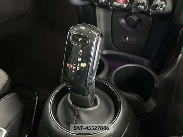 Bmw MINI 2022-08 7725673-10