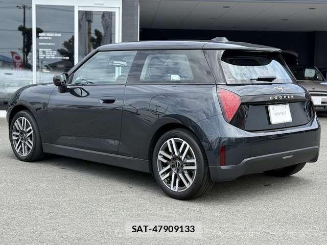 Bmw MINI 2024-08 7787029-19