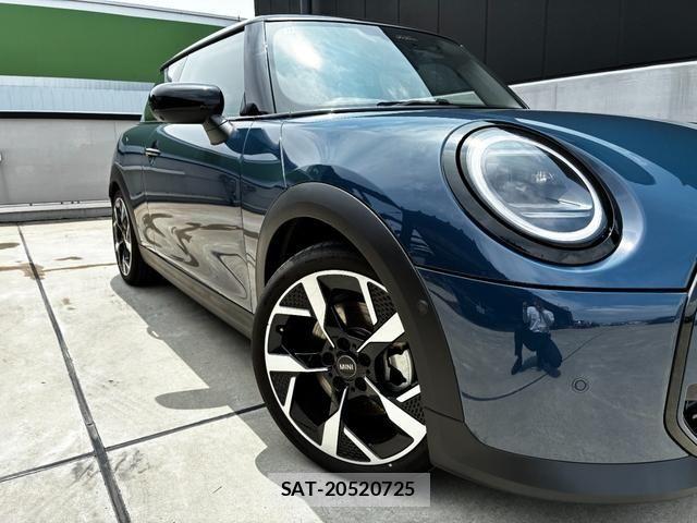 Bmw MINI 2025-12 7877777-25