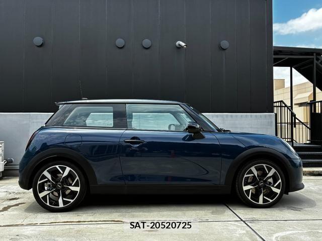 Bmw MINI 2025-12 7877777-7