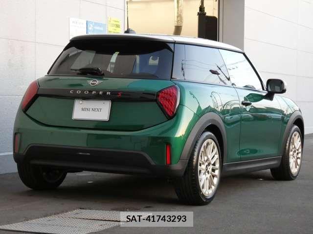 Bmw MINI 2025-12 7902956-1