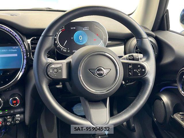 Bmw MINI 2022-06 7962623-10