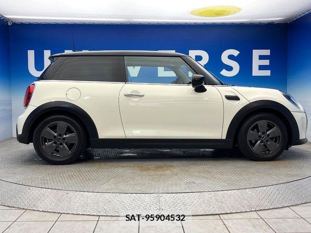 Bmw MINI 2022-06 7962623-19