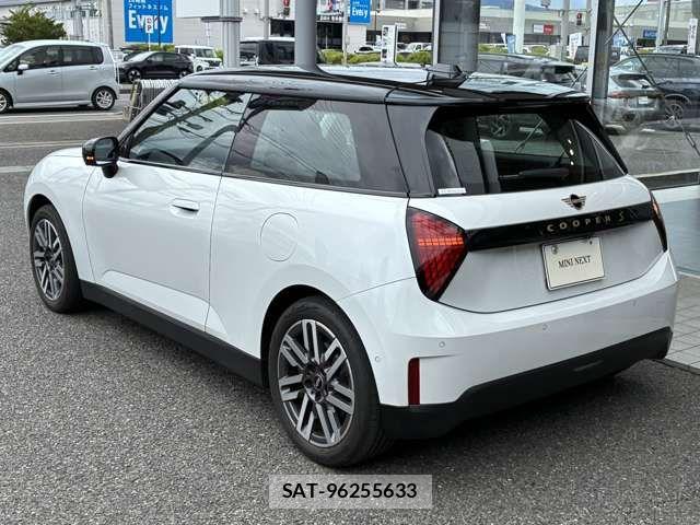 Bmw MINI 2025-06 7979993-7