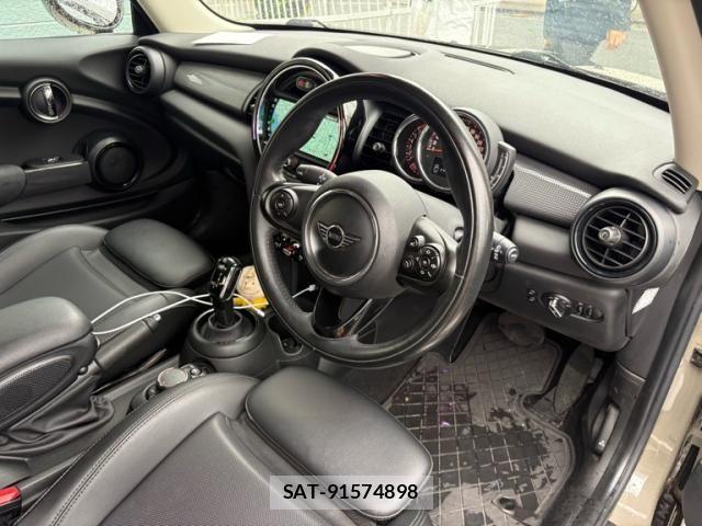 Bmw MINI 2018-06 7979994-13