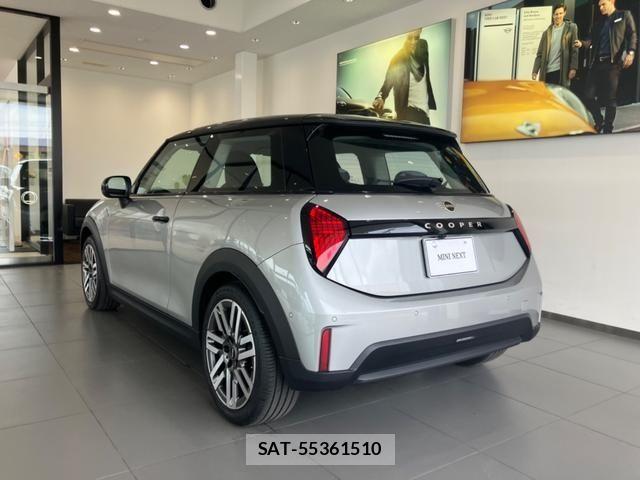 Bmw MINI 2024-10 7979992-6