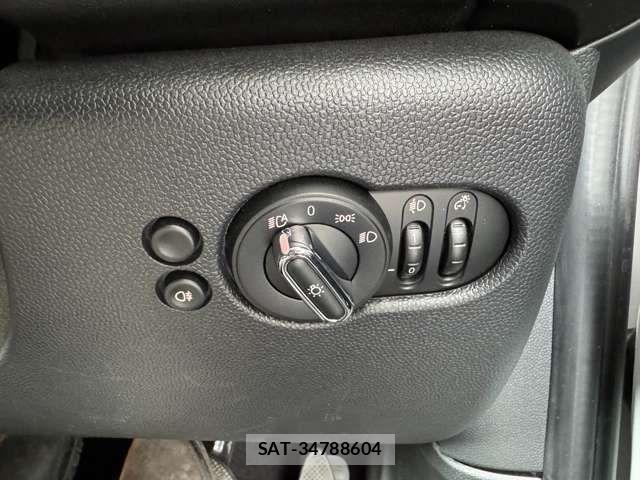 Bmw MINI 2023-10 8074588-10