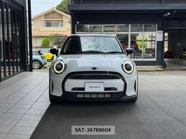 Bmw MINI 2023-10 8074588-1