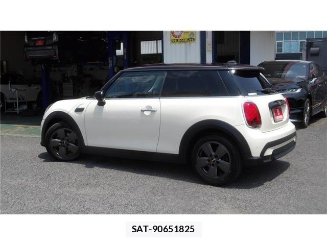 Bmw MINI 2021-07 8074590-2