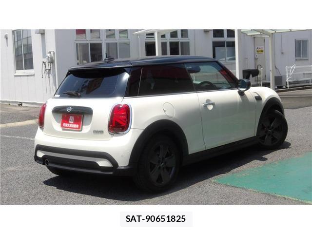 Bmw MINI 2021-07 8074590-4