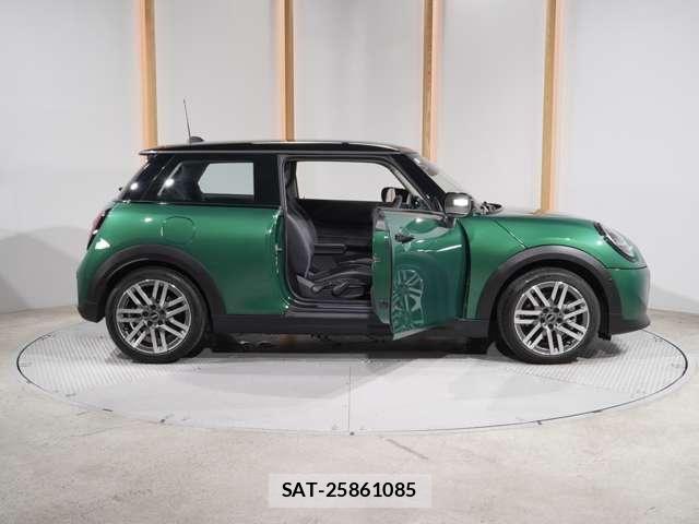 Bmw MINI 2025-03 8074589-22