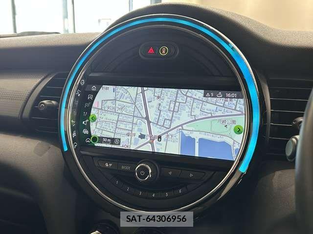 Bmw MINI 2020-09 8131230-2