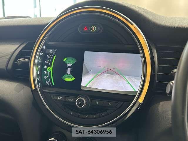 Bmw MINI 2020-09 8131230-7