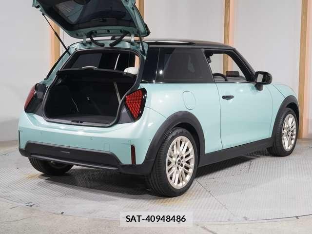 Bmw MINI 2025-11 8131226-26