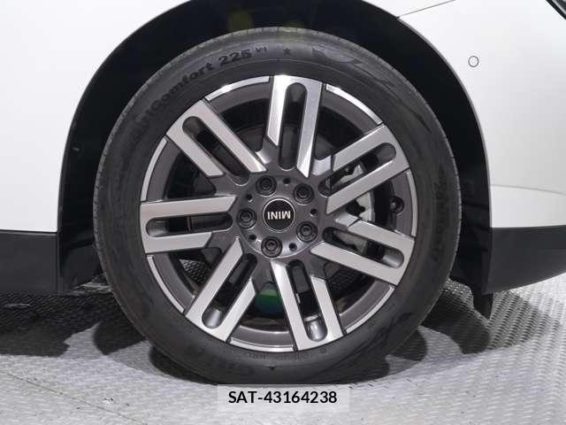 Bmw MINI 2024-06 8131228-8