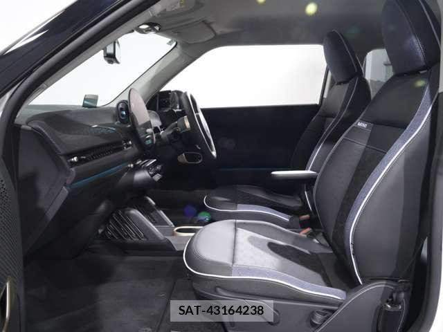 Bmw MINI 2024-06 8131228-9